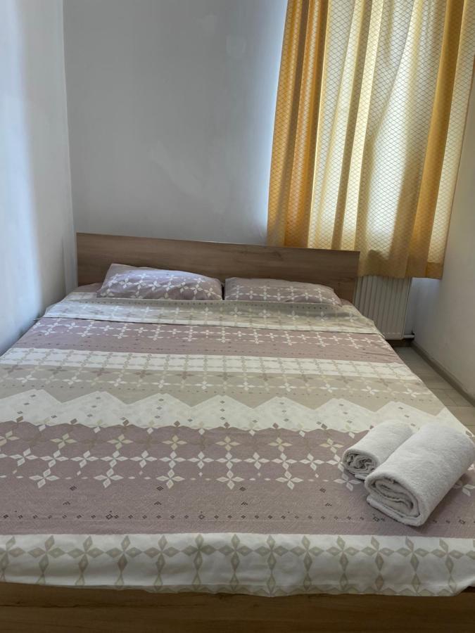 Apartament Piata Amzei 1 Bukarest Eksteriør billede
