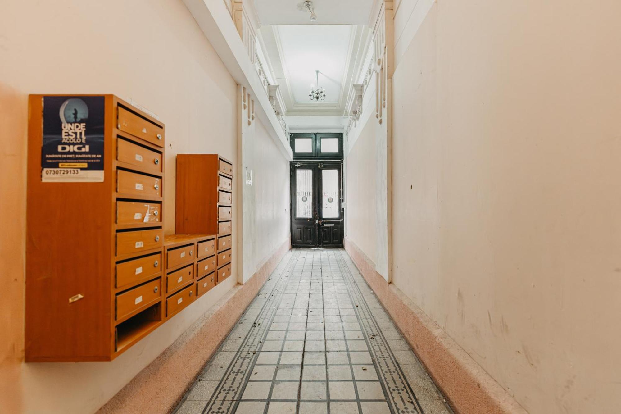 Apartament Piata Amzei 1 Bukarest Eksteriør billede