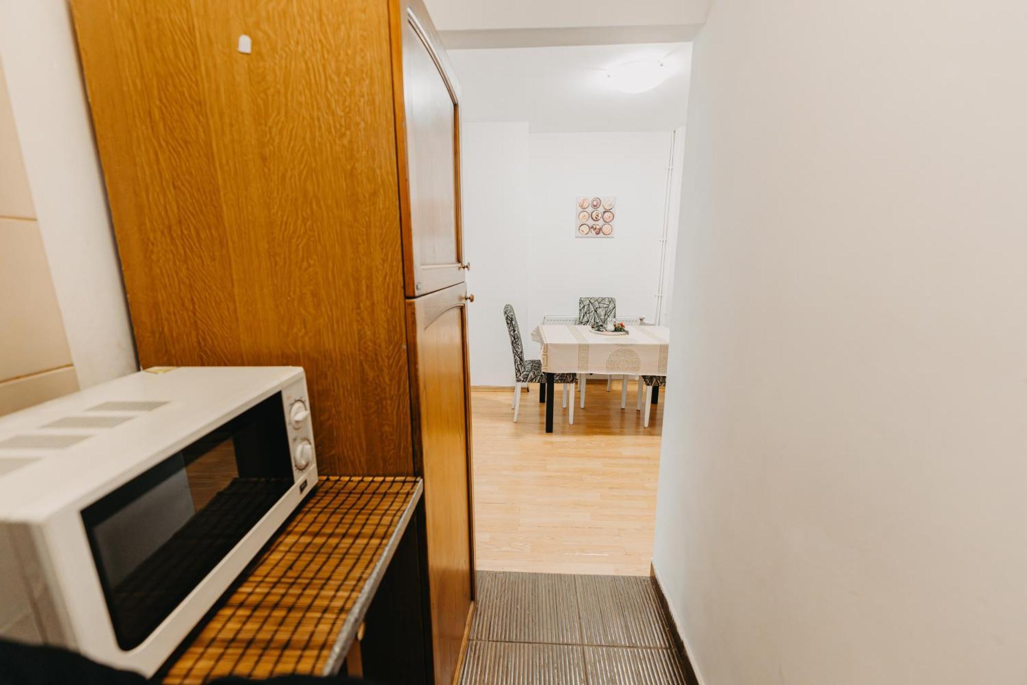 Apartament Piata Amzei 1 Bukarest Eksteriør billede